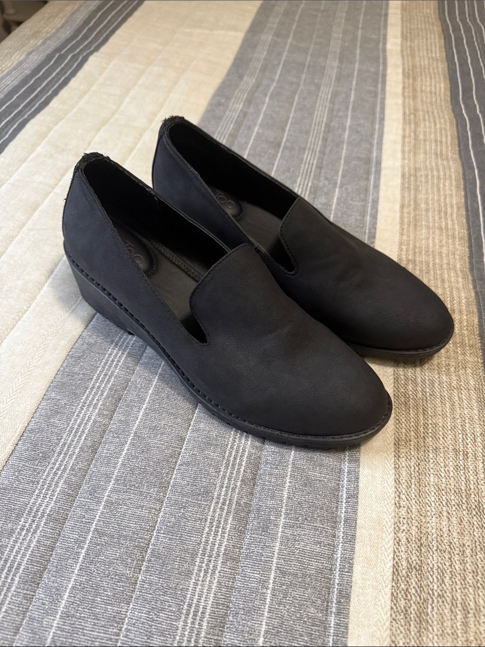 Me Too Ladies Black Slip-On Casual Loafers